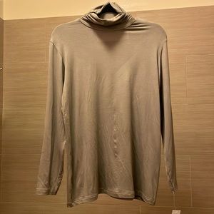 Light weight Olive colored turtle neck.